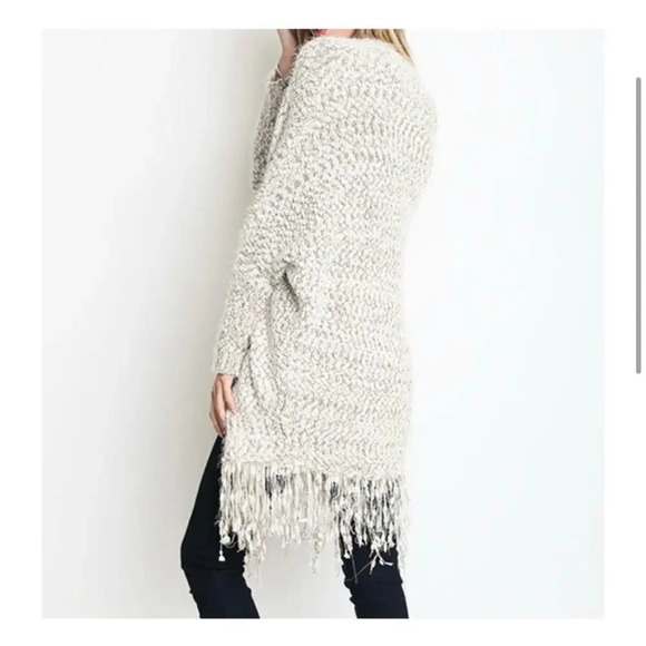Umgee Cuddle Up Fringe Longline Cardiagan Sweater Gray White Cozy Boho Fall - Picture 3 of 13